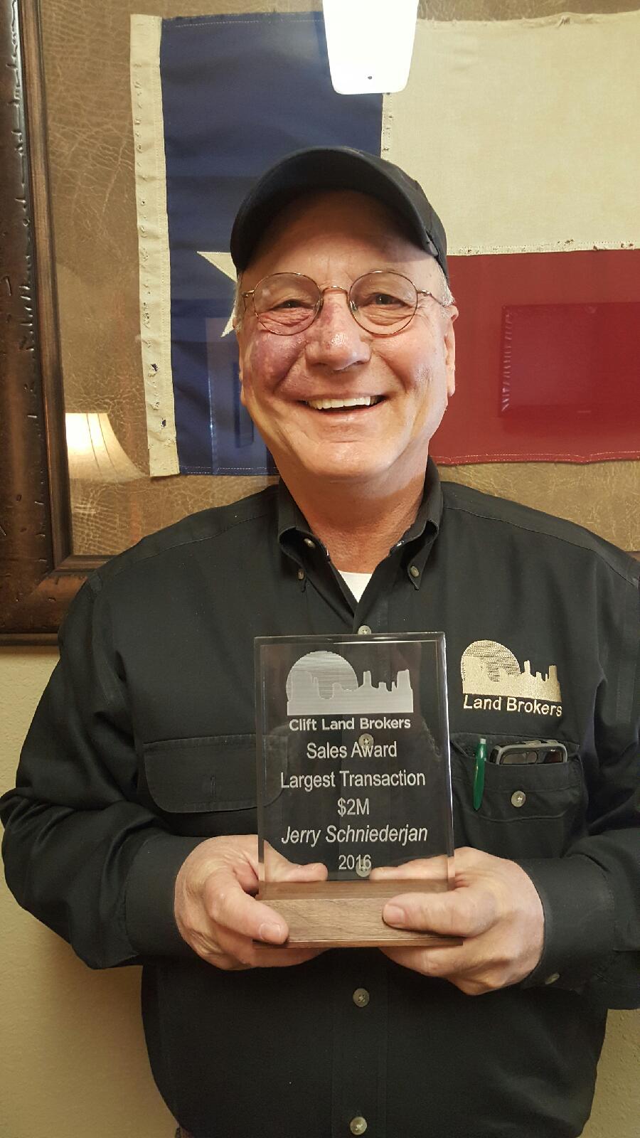 Jerry Schniederjan Sales Award 2016